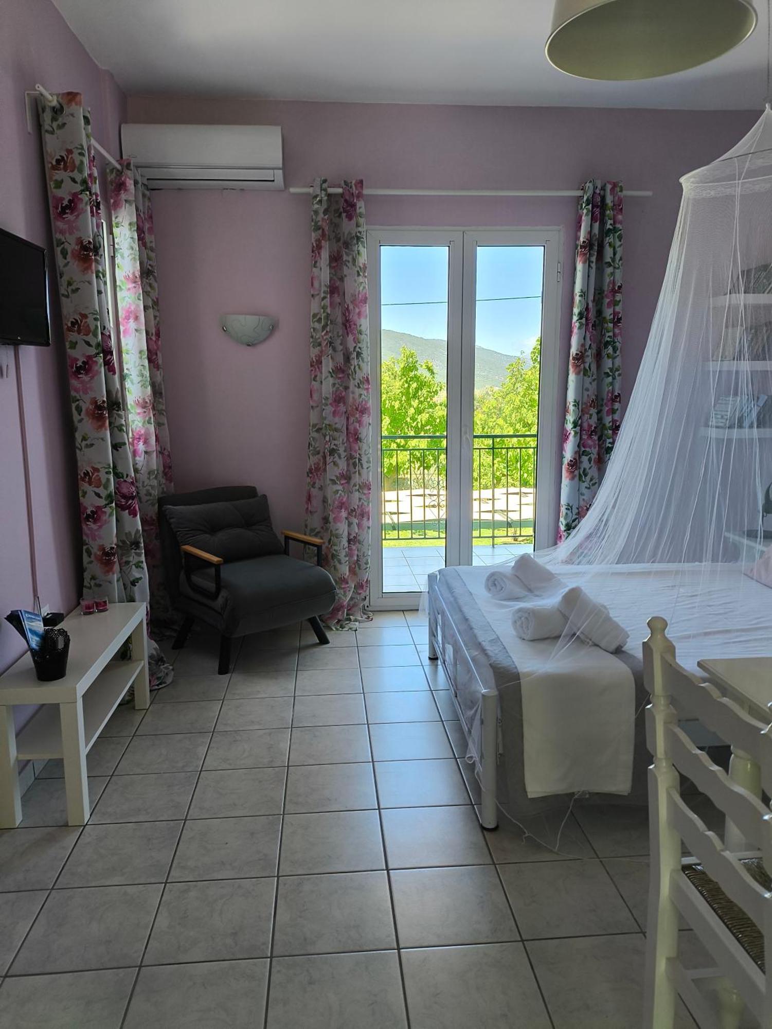 Villa Rosegarden Sami  Zimmer foto