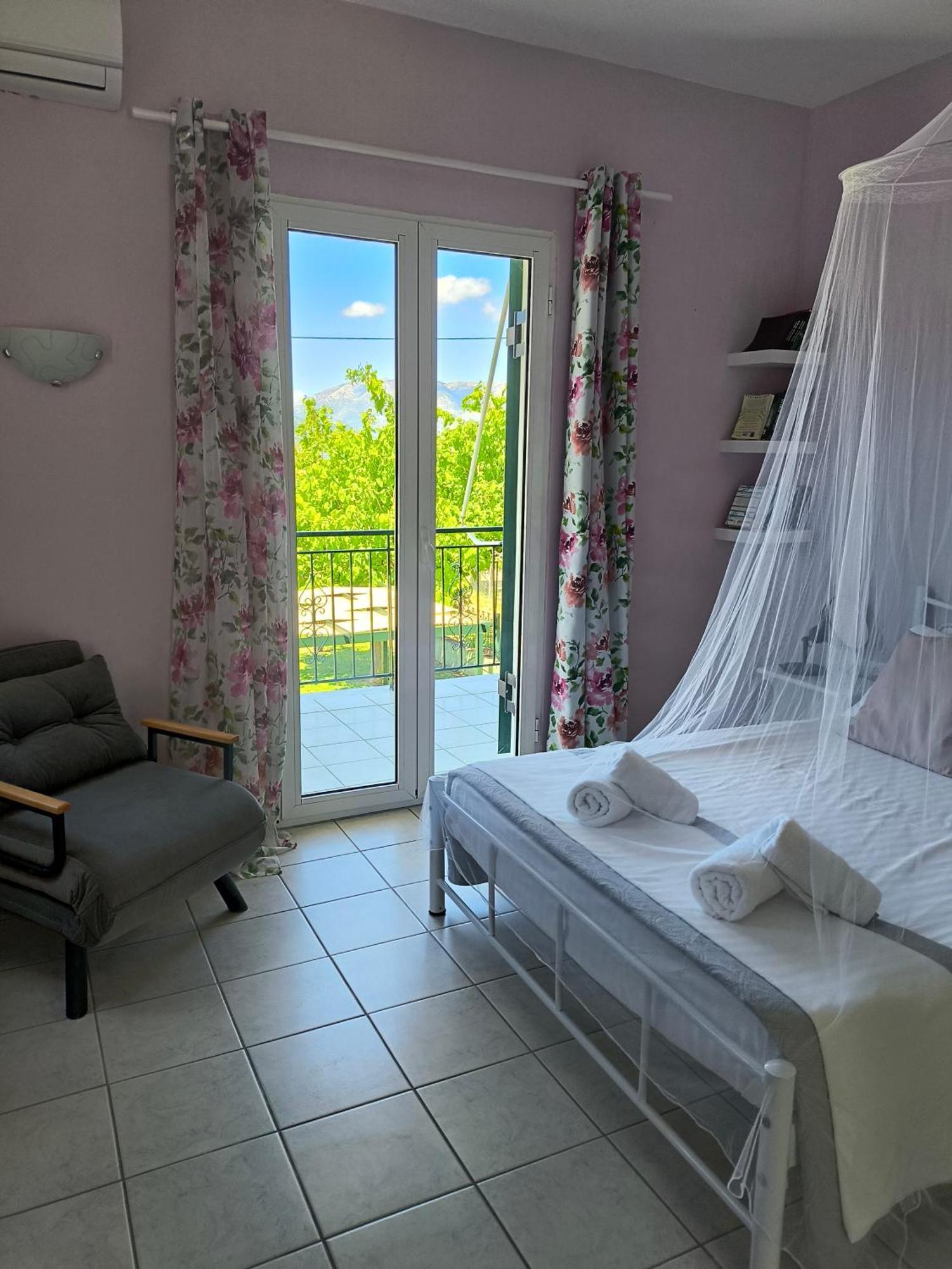 Villa Rosegarden Sami  Exterior foto